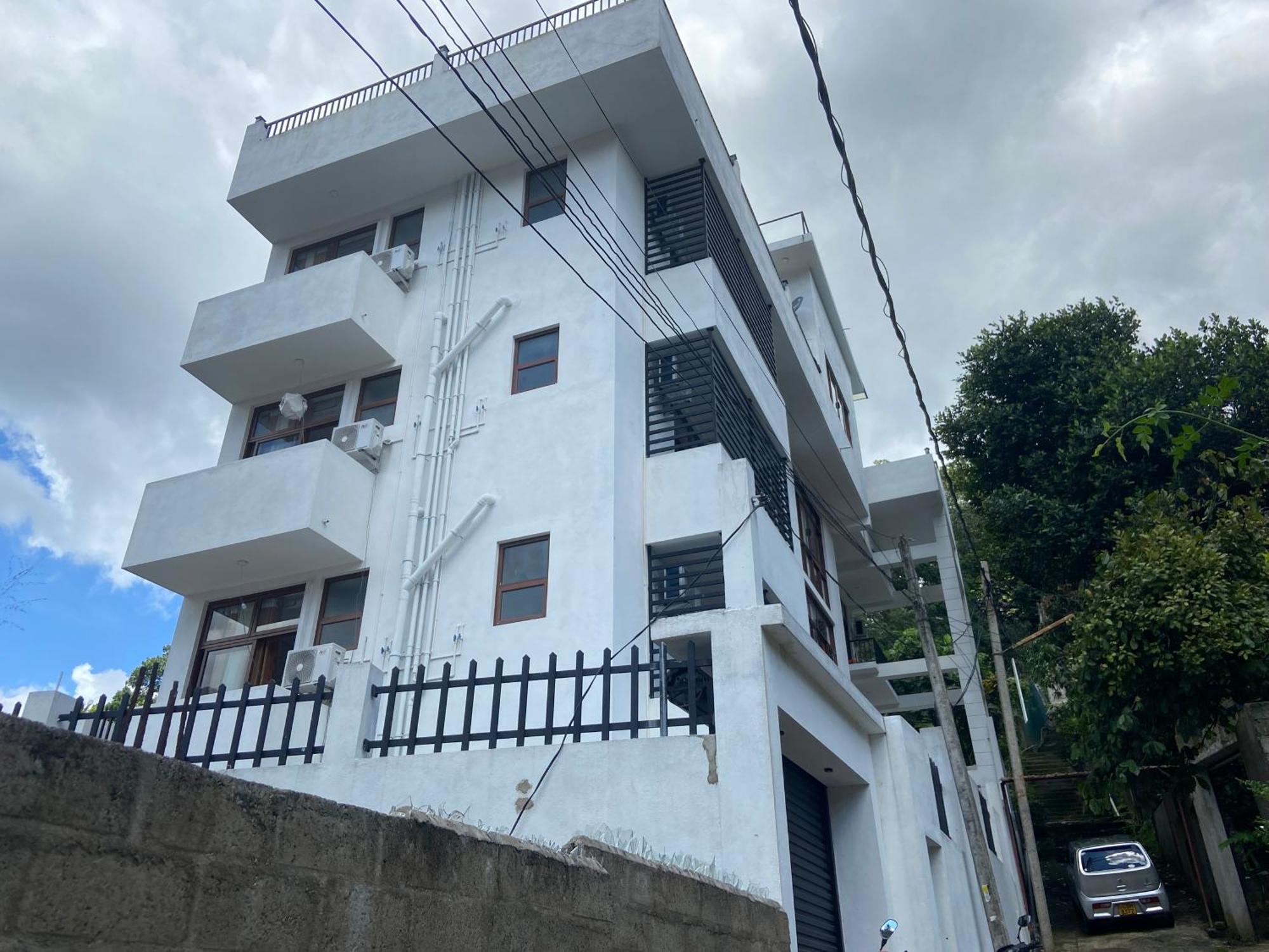 Aurelia Inn Kandy Exterior photo